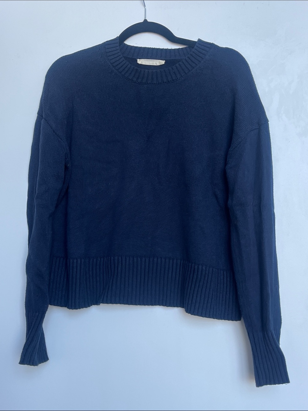 Everlane Boxy Sweater - Picture 2 of 5